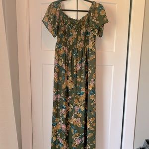 Off the shoulder Maxi Dress